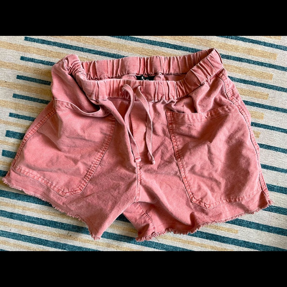 Roots shorts